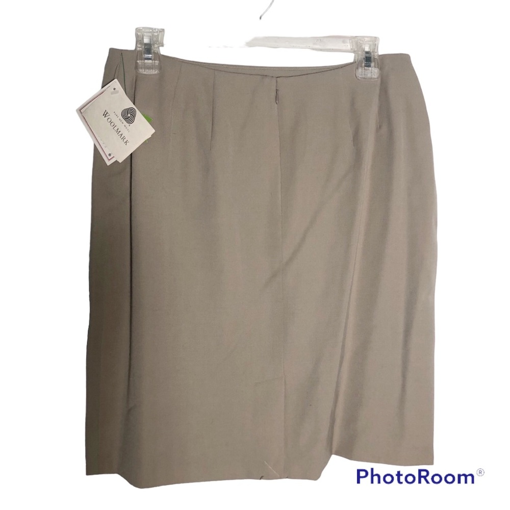 CC Courtenay Tan Pure New Wool A line skirt corpcore